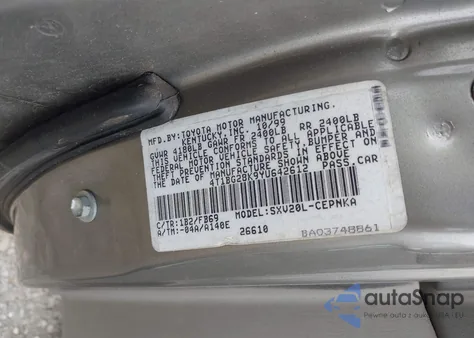 2000 Toyota Camry Le z USA, uszkodzony, nr VIN 4T1BG28K9YU642612